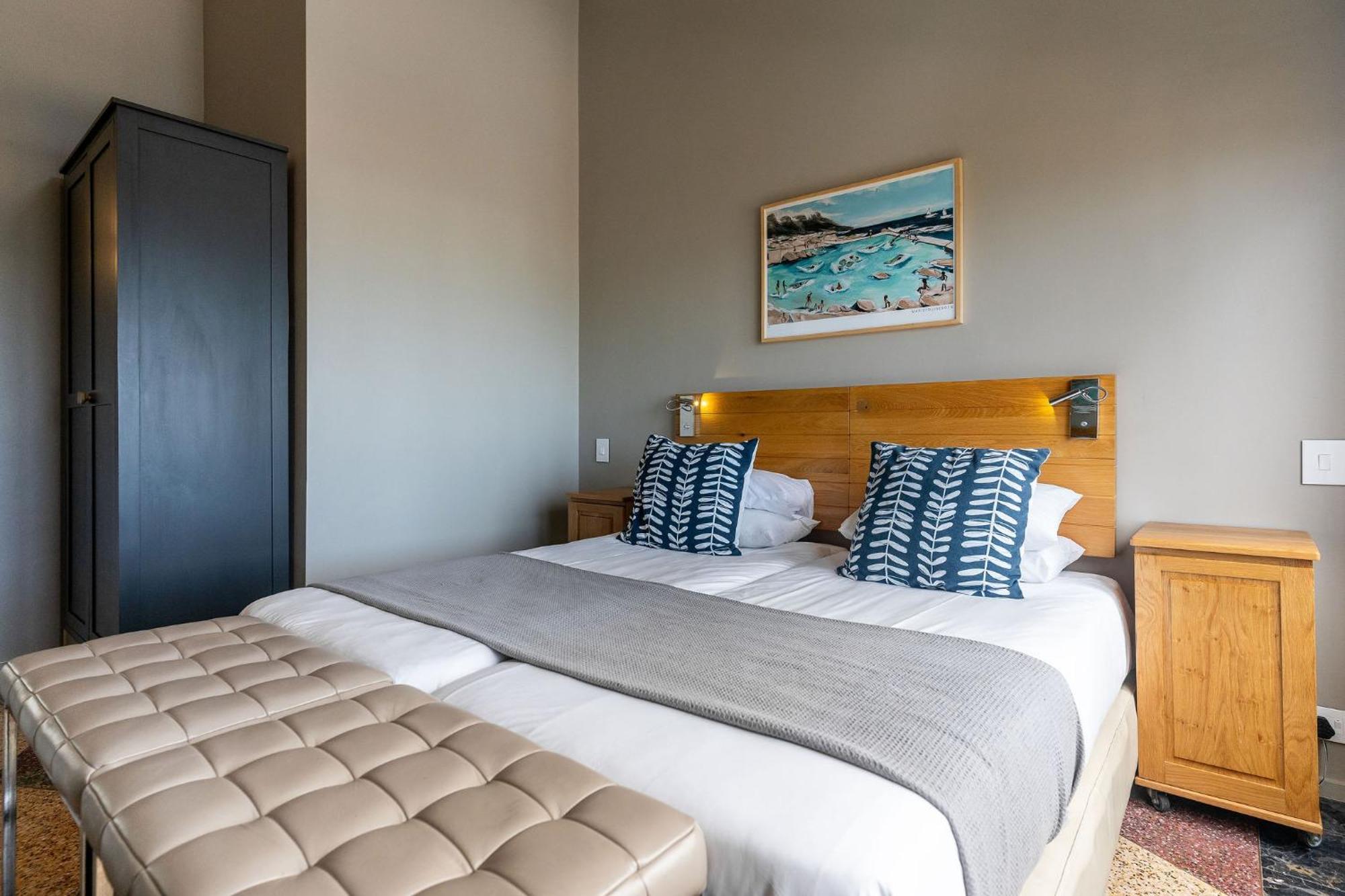 Camps Bay Village - Studios And Apartments Cape Town Cameră foto