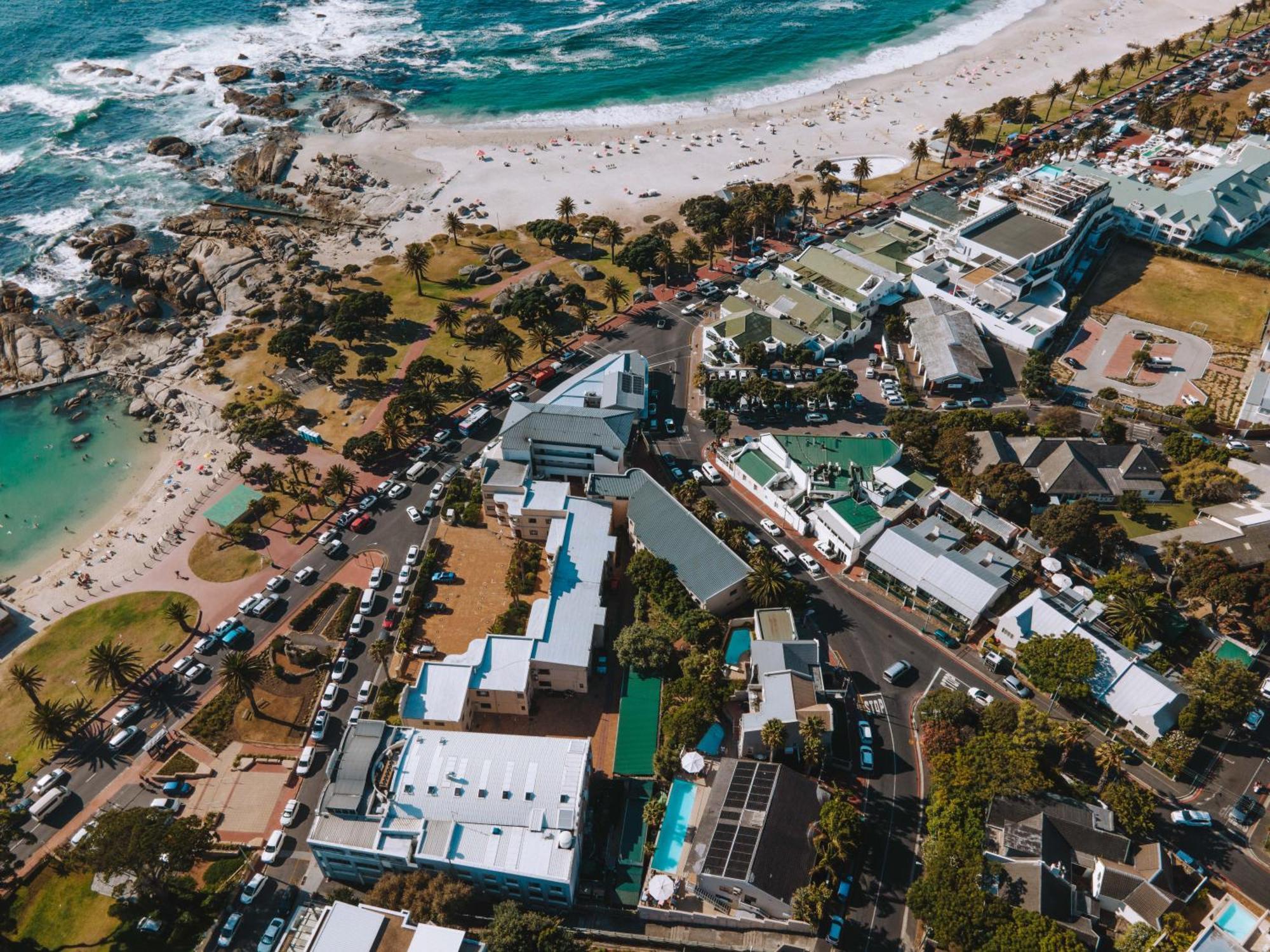 Camps Bay Village - Studios And Apartments Cape Town Exterior foto